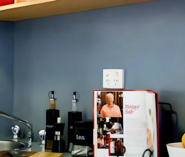 Studio Single - Photo 1