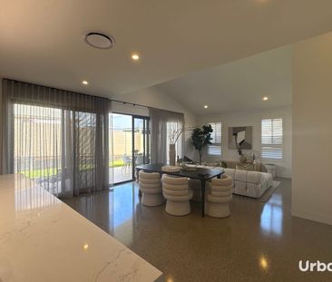 High-End Modern Living in the Heart of Huntlee! - Photo 5