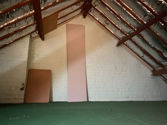 --- NIEUW --- Volwaardige gezinswoning met garage en tuin in Gent! - Photo 1