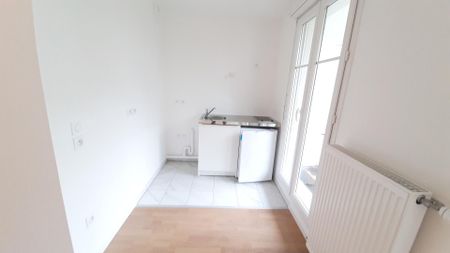 location Appartement T1 DE 30.06m² À LE BLANC MESNIL - Photo 5