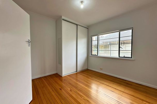 251 BERNHARDT STREET, East Albury - Photo 1