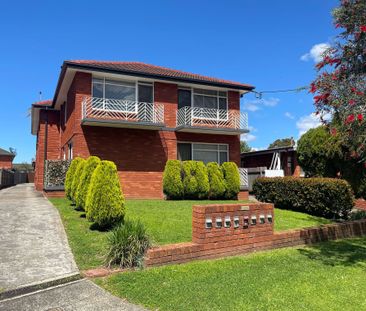 Renovated 2 bedroom unit in great location! - Photo 1