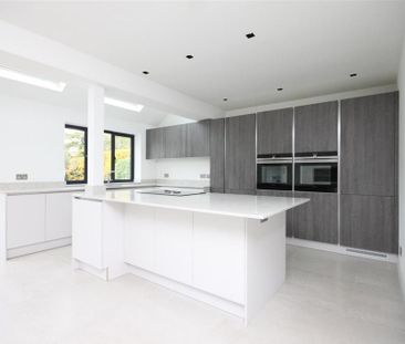 4 bedroom detached house to rent - Photo 1