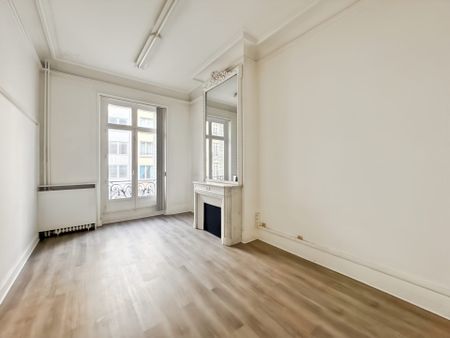 – A LOUER – Bureaux à Paris 17e - Photo 5