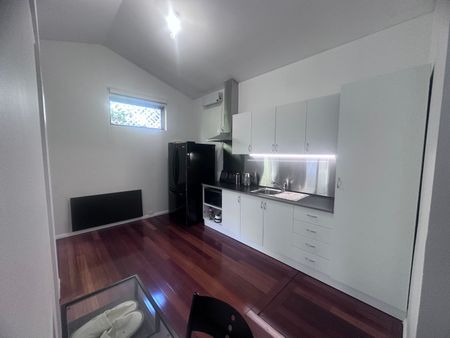 Wahroonga - Photo 5