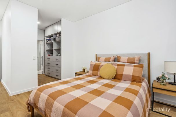 Modern, Spacious & Convenient - Photo 1