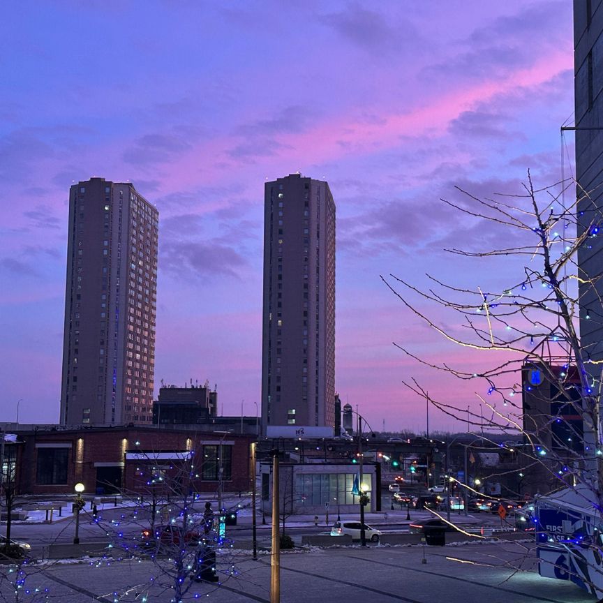 For Lease - 270 Queens Quay Unit# 1907, Toronto, Ontario - Photo 1