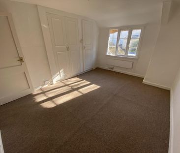 2 bedroom cottage to rent - Photo 1