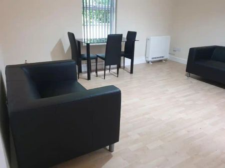 1 Bedroom Penthouse - Photo 4