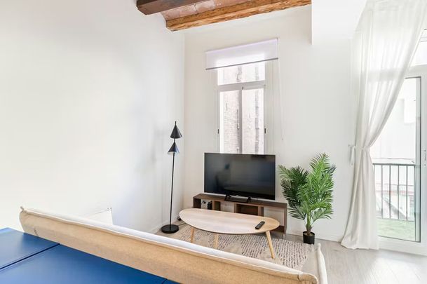 Carrer del Comte Borrell, Barcelona, Catalonia 08015 - Foto 1