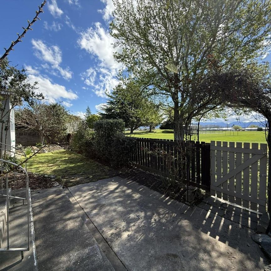 Two Bedroom Home with Oliver Park on the Doorstep - Photo 1