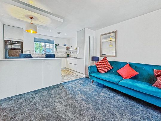 2 bedroom semi-detached house to rent - Photo 1