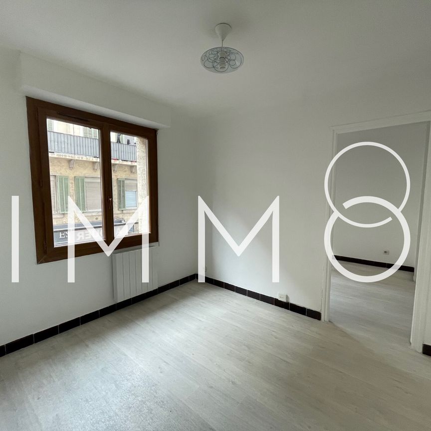 Location Appartement 2 pièces 33m² MARSEILLE 8ème - Photo 1