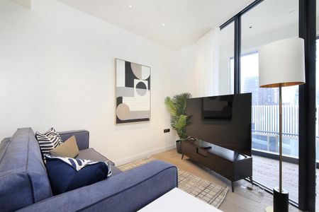 2 bedroom flat in London - Photo 4