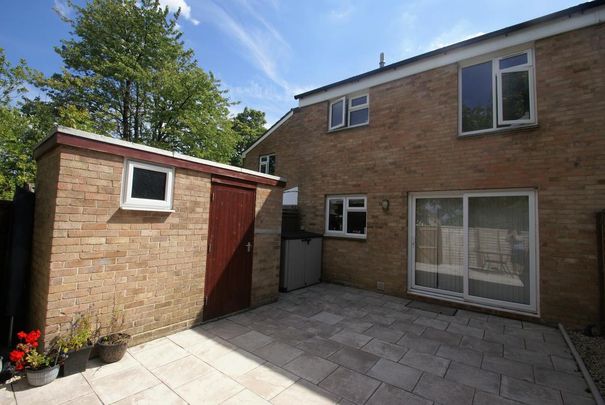 2 bedroom terraced house to rent - Photo 1