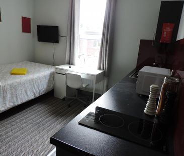 1 bedroom house to rent - Photo 2