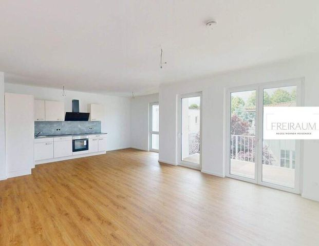 Weitläufige 4-Zimmer-Wohnung mit BALKON und EBK im Weißenseer Neubauquartier FREIRAUM - Foto 1