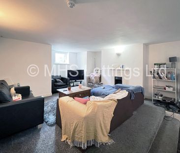 4 Bedroom Mid Terraced House for rent in Headingley Avenue - Photo 1