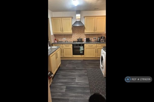 3 bedroom terraced house to rent - Photo 1