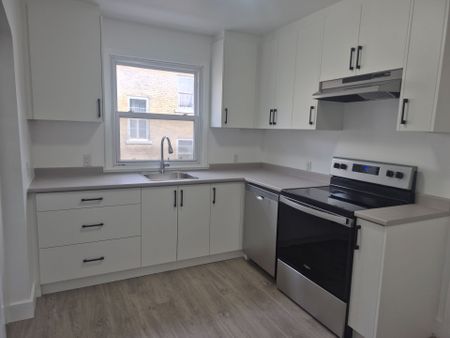 For Lease - 649 Rideau Street Unit# 5, Lower Town - Sandy Hill, Ontario - Photo 3