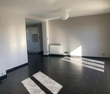 Location Appartement 4 pièces 69m² VALENCE 26000 - Photo 6