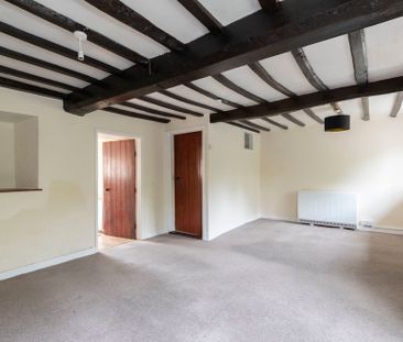 High Street, Withington GL54 4BQ - Photo 1