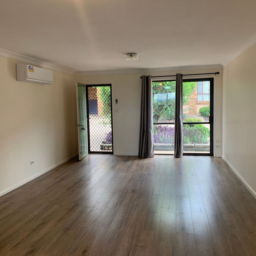 Neat and Tidy 2 Bedroom Unit in East - Photo 1