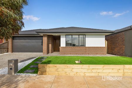 30 Pegasus Drive, Weir Views VIC, Belconnen - Photo 2