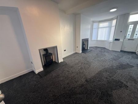2 bedroom property to rent - Photo 2