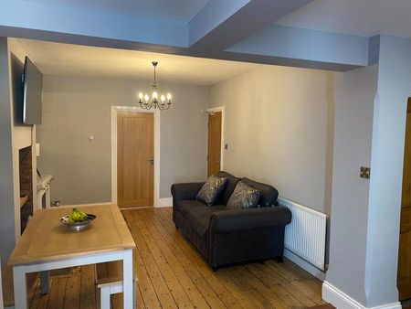 Victoria Street, Melton Mowbray, LE13 - Photo 3