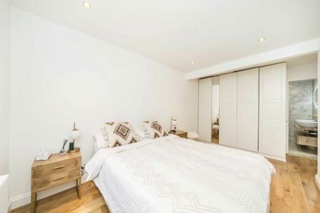 Clifton Crescent, Peckham, SE15 - Photo 2