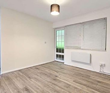 Garlands Road, Redhill, Surrey, RH1 - Photo 2
