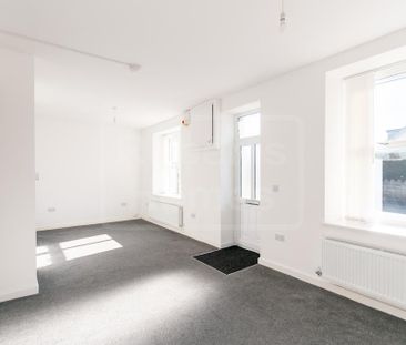 3 bedroom detached house to rent - Photo 2