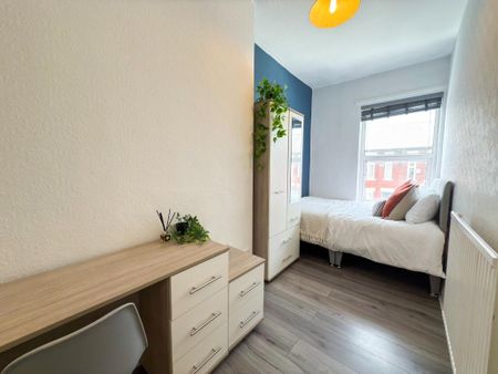 4 bedroom house to rent - Photo 3