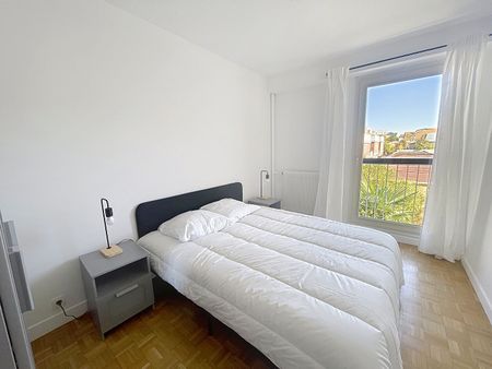 Location Appartement 2 pièces 47m² - Photo 5