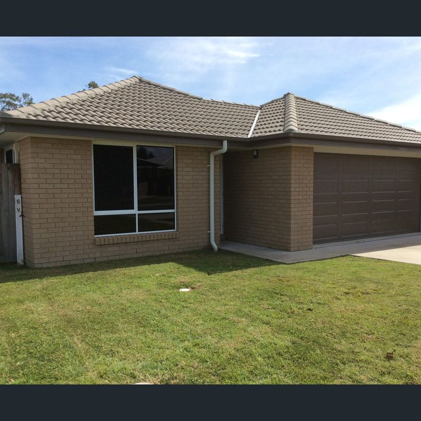 215 Pulgul St, Urangan, Qld 4655 - Photo 2