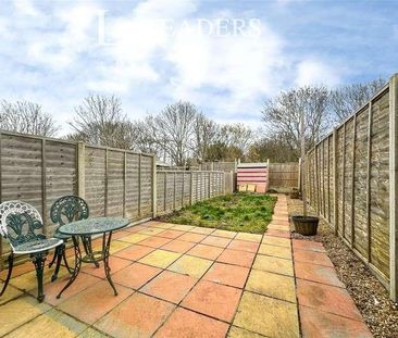 Cottage Grove, Gosport, Hampshire, PO12 - Photo 5