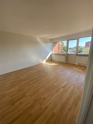 Docentgatan 22D, Hermodsdal - Photo 1