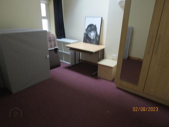 2a Dunluce Avenue Flat 2, Belfast, BT9 7AY - Photo 1