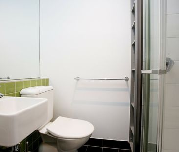 FURNISHED STUDENT ACCOMMODATION IN THE CITY - Photo 6