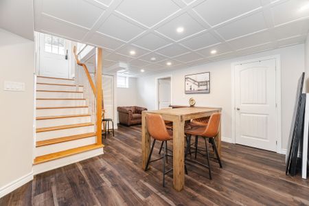 For Lease - 15 Kemano Road Unit# Entire house, Aurora, Ontario - Photo 2