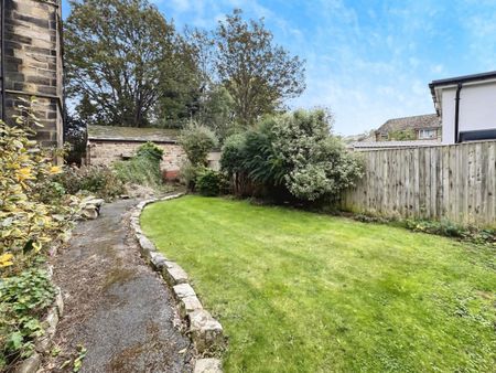 Liversedge Hall, Liversedge Hall Lane, WF15 - Photo 5