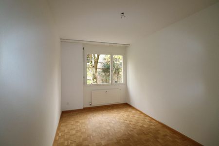 Erstvermietung nach Teilsanierung - gemütliche 3 1/2-Zimmerwohnung in Basel - Photo 4