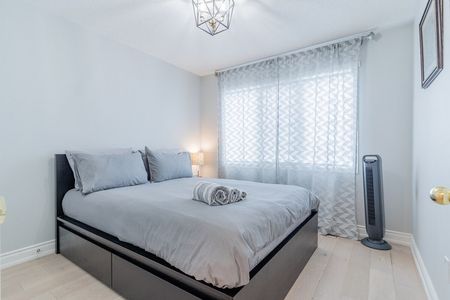 Orion Avenue - Photo 3
