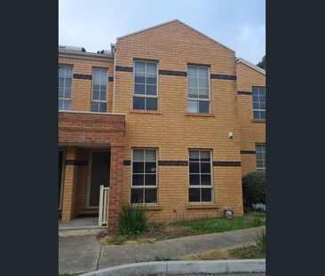 STYLISH & LOCATION - Photo 5