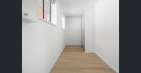 Comfort, Space & Convenience – 1-Bedroom Unit in the Heart of Frankston - Photo 2