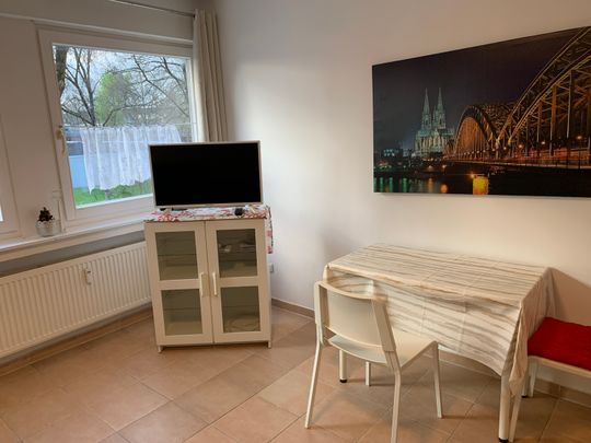 Nettes Apartment rechtsrheinisch in Vingst - Photo 1