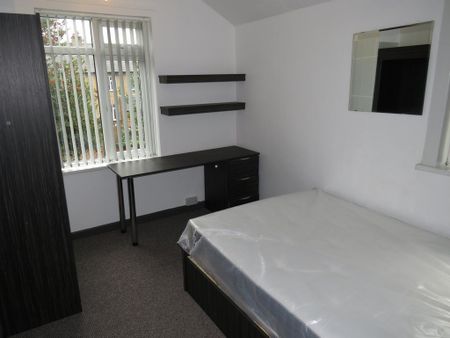 5 bedroom house to rent - Photo 4