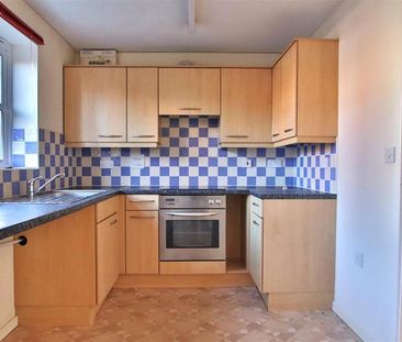 3 bedroom end of terrace house to rent - Photo 6