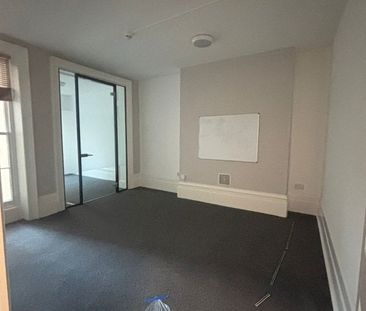 Old Steine, Brighton - Photo 1